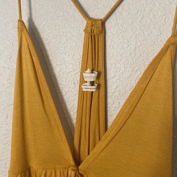 Yellow Tank - Picture 4 of 4